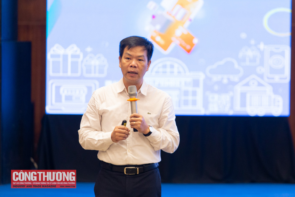 Ông Nguyễn Anh Tuấn - Giám đốc Trung tâm phát triển Thương mại điện tử và Kinh tế số gợi ý nhiều giải pháp cho Đà Nẵng đẩy mạnh thương mại điện tử.