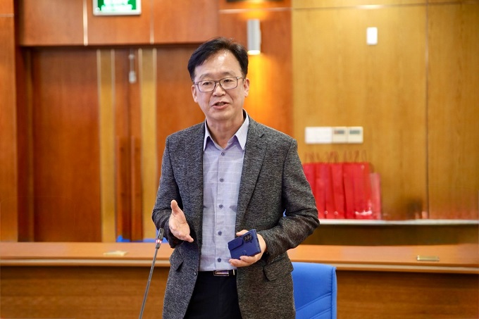 Tổng Giám đốc KVPS Choi Yong Jin phát biểu tại buổi lễ