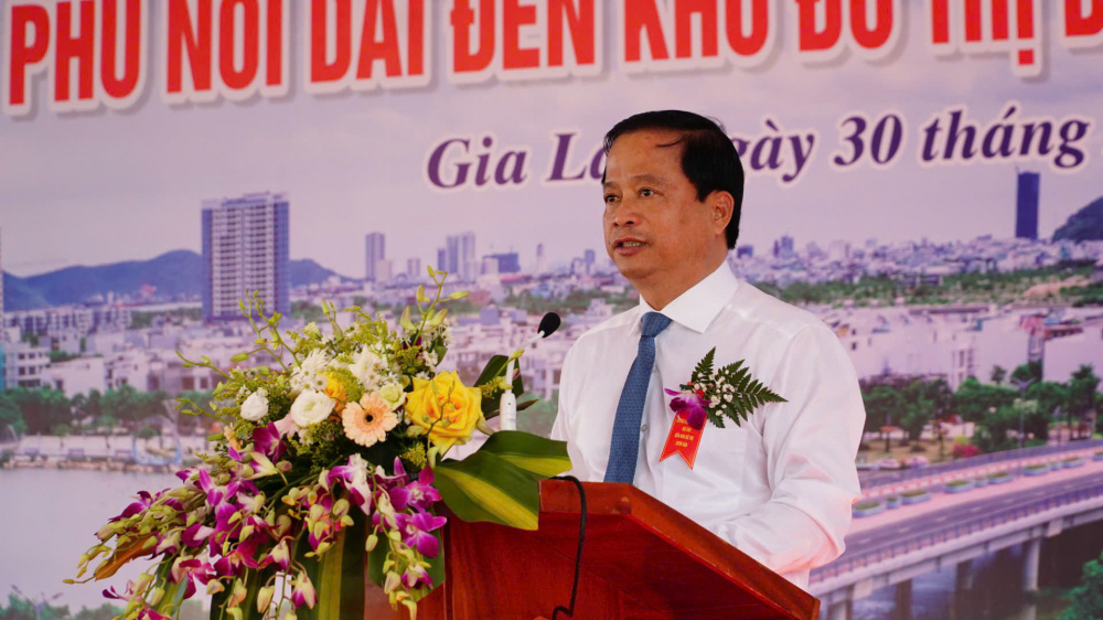 Phó Chủ tịch Thường trực UBND tỉnh Gia Lai Nguyễn Tuấn Thanh cho hay, tuyến Điện Biên Phủ nối dài tới Khu đô thị Diêm Vân là trong những phân đoạn quan trọng của tuyến đường ven biển (ĐT.639) đi qua tỉnh, góp phần khai thác tiềm năng kinh tế biển, phát triển du lịch và bảo đảm an ninh quốc phòng của tỉnh