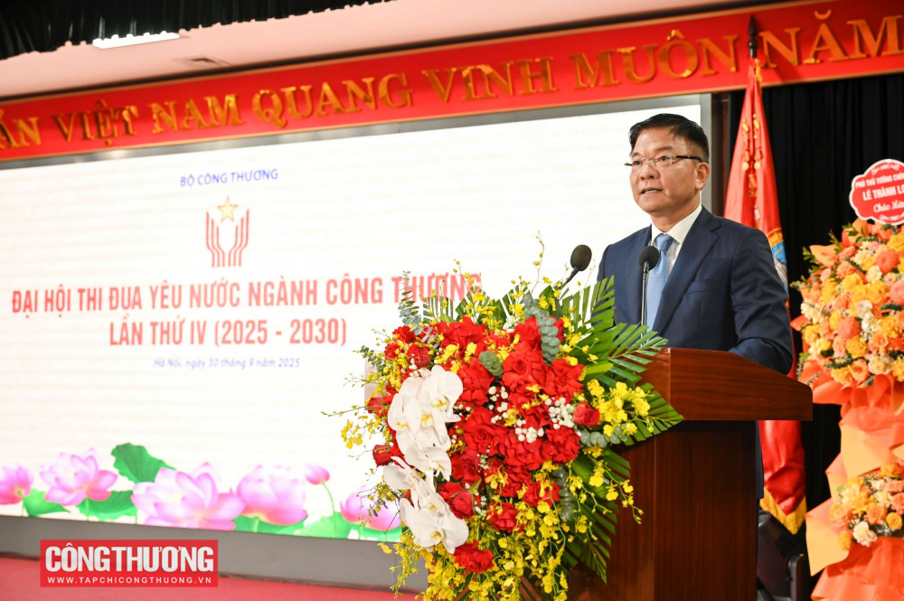 Phó Thủ tướng Lê Thành Long: Phát huy truyền thống Ngành Công Thương, nỗ lực thi đua đạt nhiều thành công mới