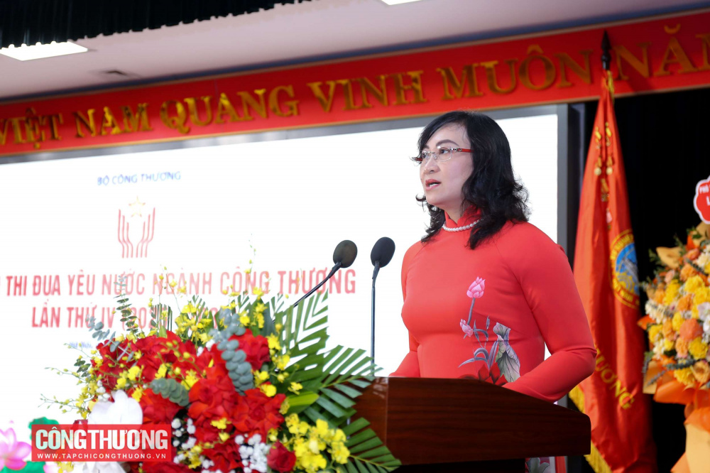 Tổ chức tốt phong trào thi đua ngành Công Thương, phấn đấu hoàn thành các mục tiêu giai đoạn 2025 - 2030