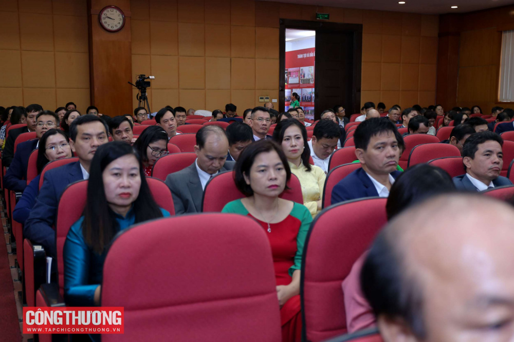 Triển khai sâu rộng phong trào thi đua yêu nước góp phần hoàn thành thắng lợi các mục tiêu ngành Công Thương