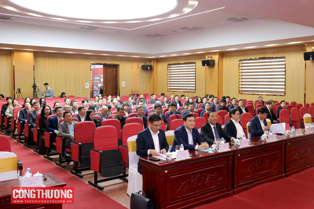 Thống nhất 100% giới thiệu Bí thư Đảng ủy, Quyền Bộ trưởng Bộ Công Thương Lê Mạnh Hùng ứng cử đại biểu Quốc hội khóa XVI