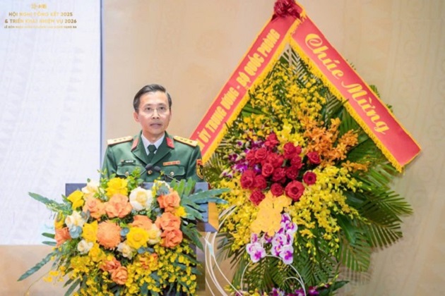 Đại tá Phạm Như Ánh - Phó Bí thư Đảng ủy, Tổng giám đốc MB phát biểu đáp từ