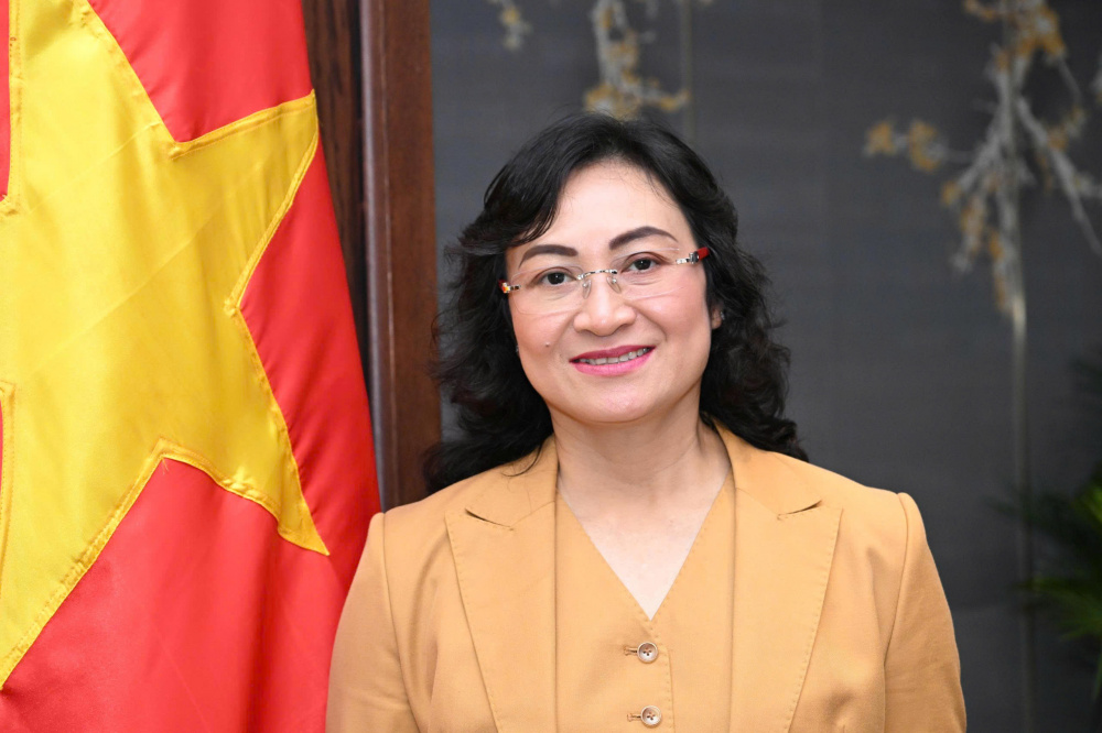 thứ trưởng Phan Thị Thắng