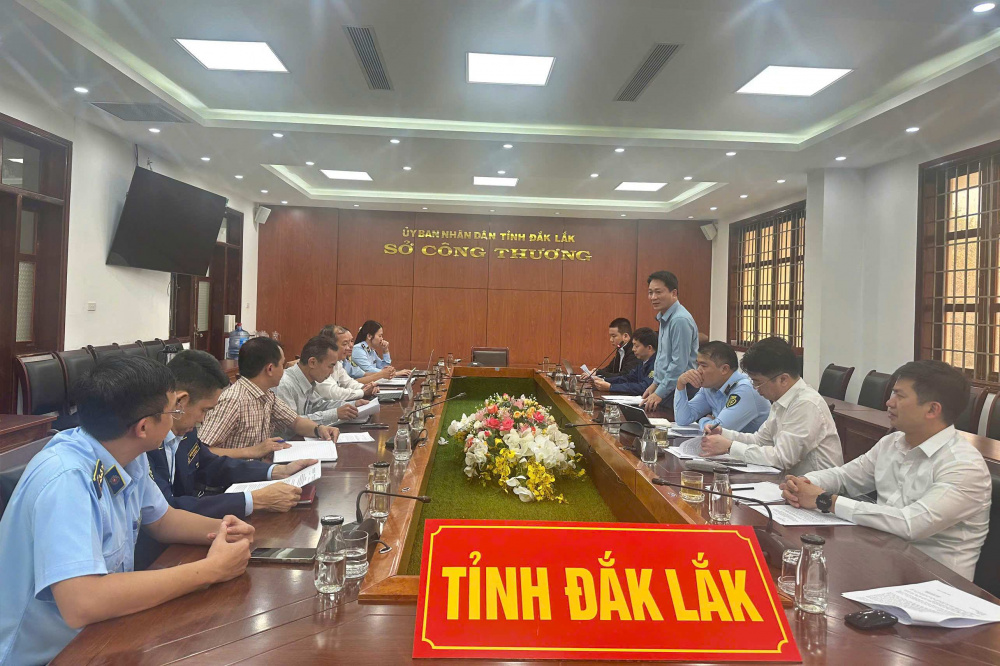 Kiểm tra công tác chuẩn bị nguồn cung, bình ổn thị trường tại Đắk Lắk