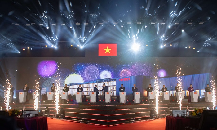 Tổng Bí thư Ban Chấp hành Trung ương Đảng Cộng sản Việt Nam Tô Lâm; Thủ tướng Chính phủ Phạm Minh Chính; Đại tướng Phan Văn Giang, Ủy viên Bộ Chính trị, Bộ trưởng Bộ Quốc phòng; cùng lãnh đạo Văn phòng Chủ tịch nước, Văn phòng Chính phủ, Quốc hội...