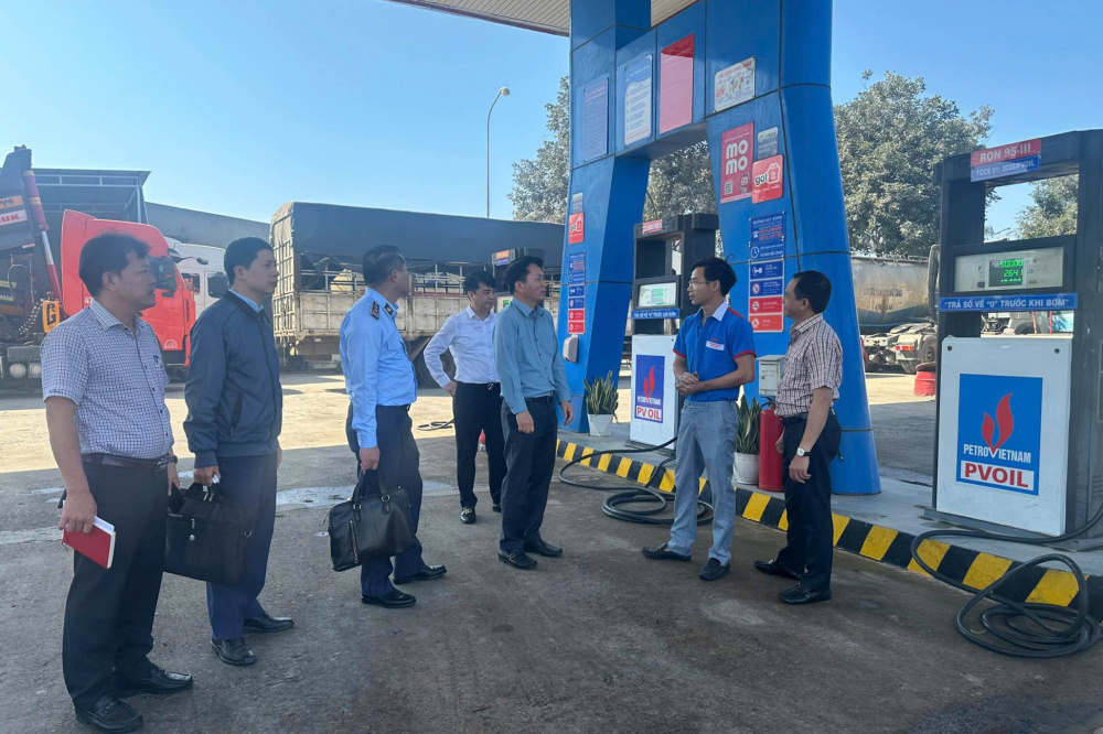 Kiểm tra công tác chuẩn bị nguồn cung, bình ổn thị trường tại Đắk Lắk