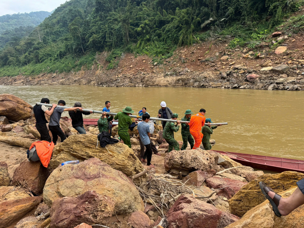 Hành trình xóa vùng lõm điện - lõm sóng của EVNNPC