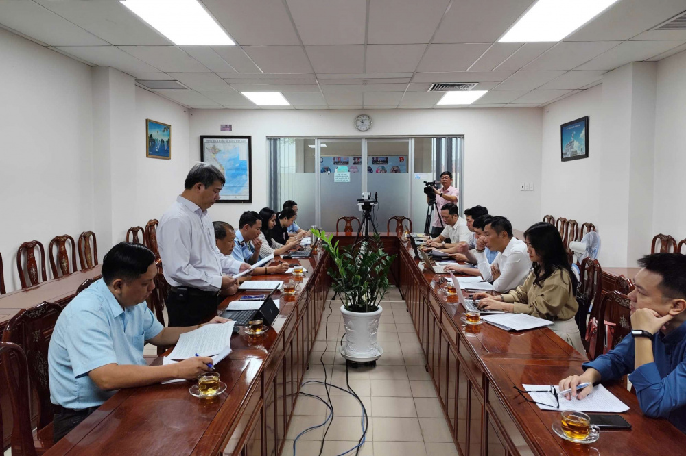 Kiểm tra, hướng dẫn phòng, chống buôn lâu, hàng giả trong cao điểm Tết Nguyên đán 2026 tại Đồng Nai