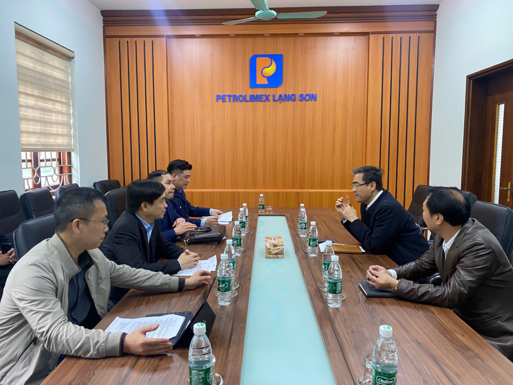 Đoàn công tác đã làm việc với Công ty TNHH MTV Petrolimex Lạng Sơn