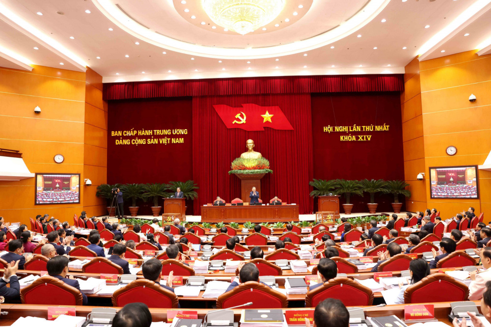 bộ chính trị khóa XIV