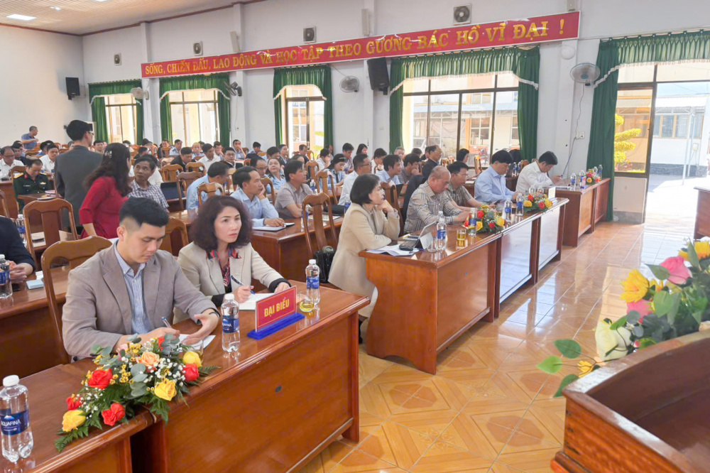 Các đại biểu tham dự Hội nghị.