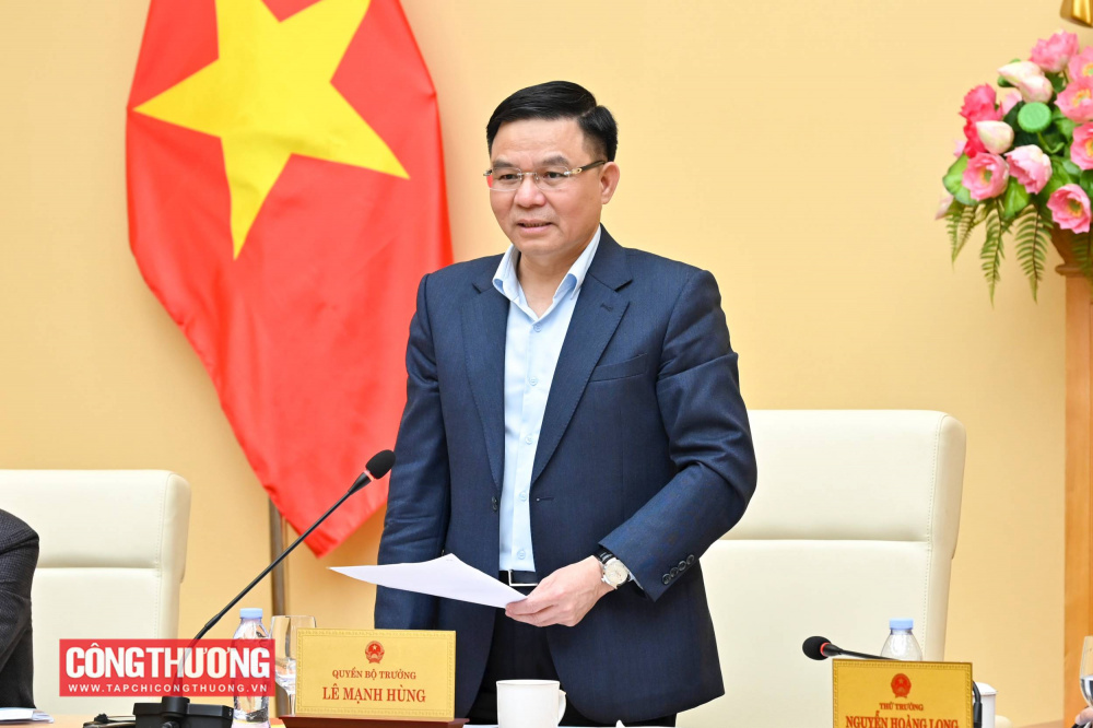 Quyền Bộ trưởng Lê Mạnh Hùng phát biểu chỉ đạo tại Hội nghị