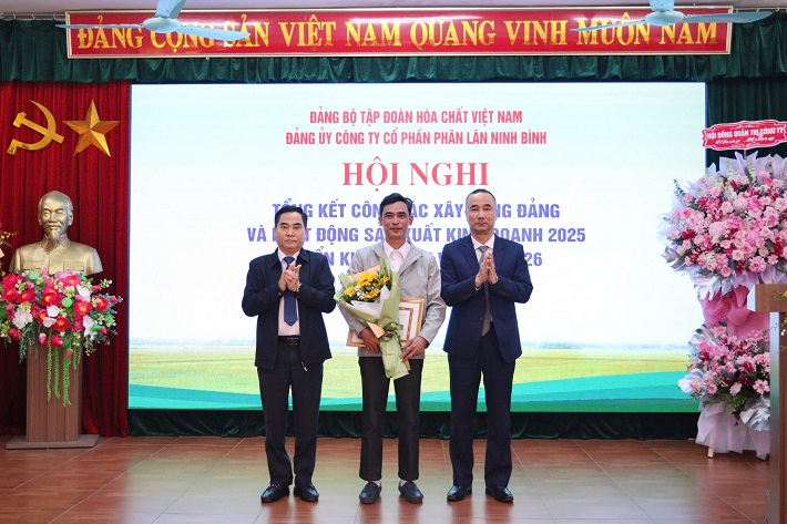 phân lân Ninh Binh 3