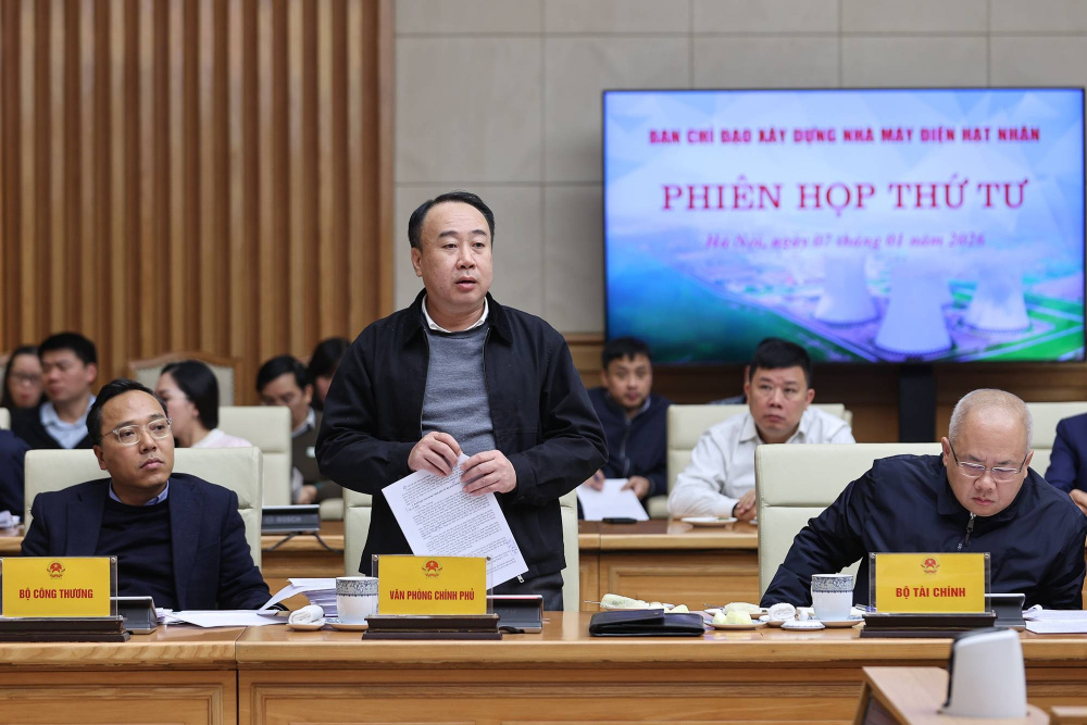 Các đại biểu báo cáo, phát biểu - Ảnh: VGP/Nhật Bắc