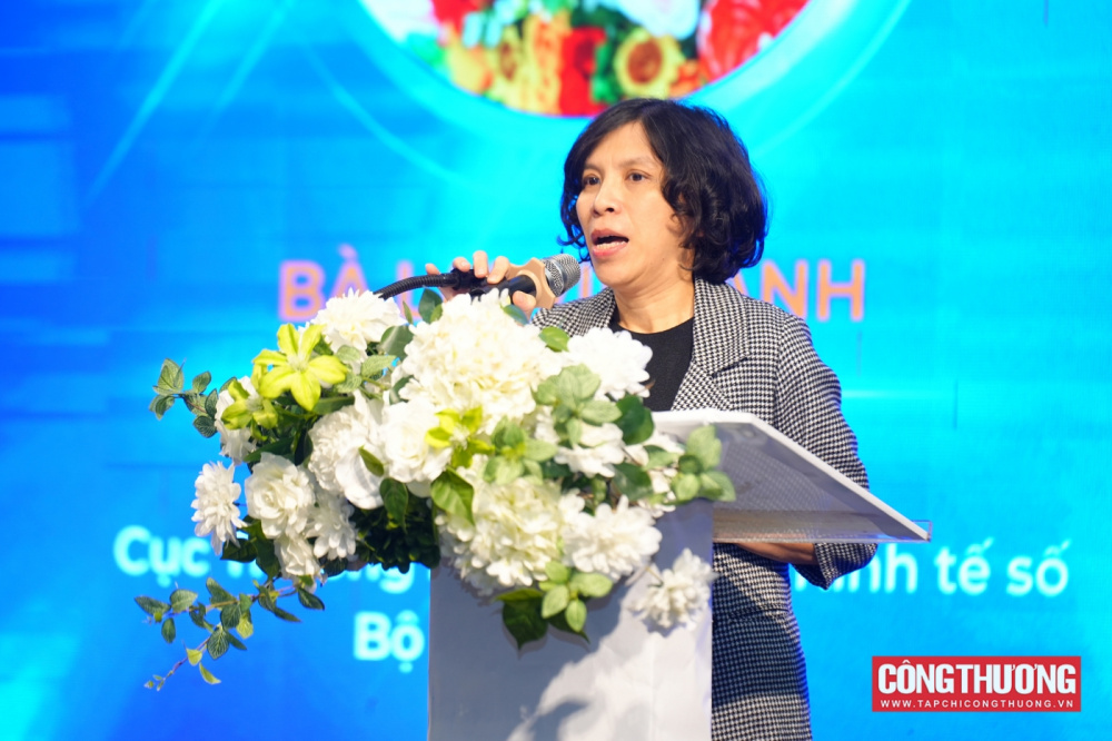 Bà Lại Việt Anh