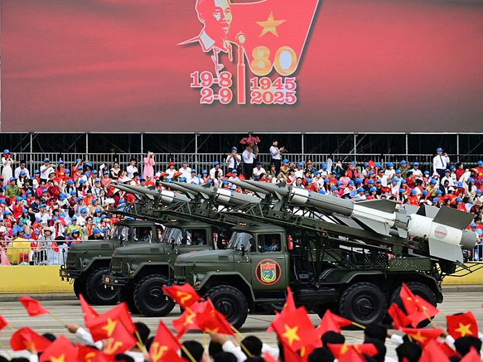 năm 2025, Tập đoàn Viettel đã tiến hành sản xuất hàng loạt và đưa vào trang bị cho Bộ Quốc phòng nhiều loại vũ khí trọng điểm,