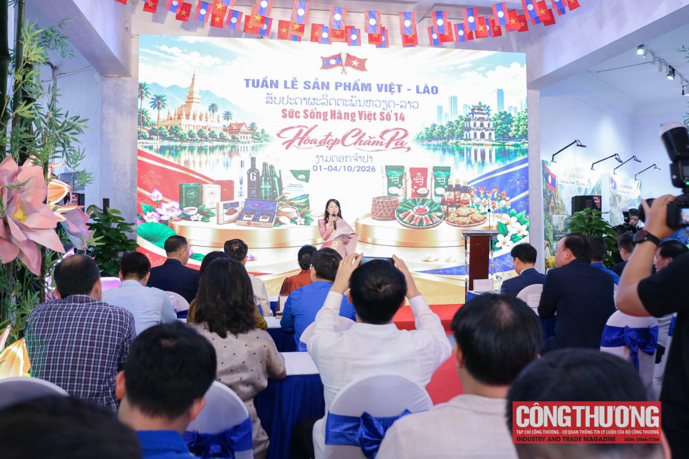 Khai mạc "Tuần lễ sản phẩm Việt - Lào tại Hà Nội"