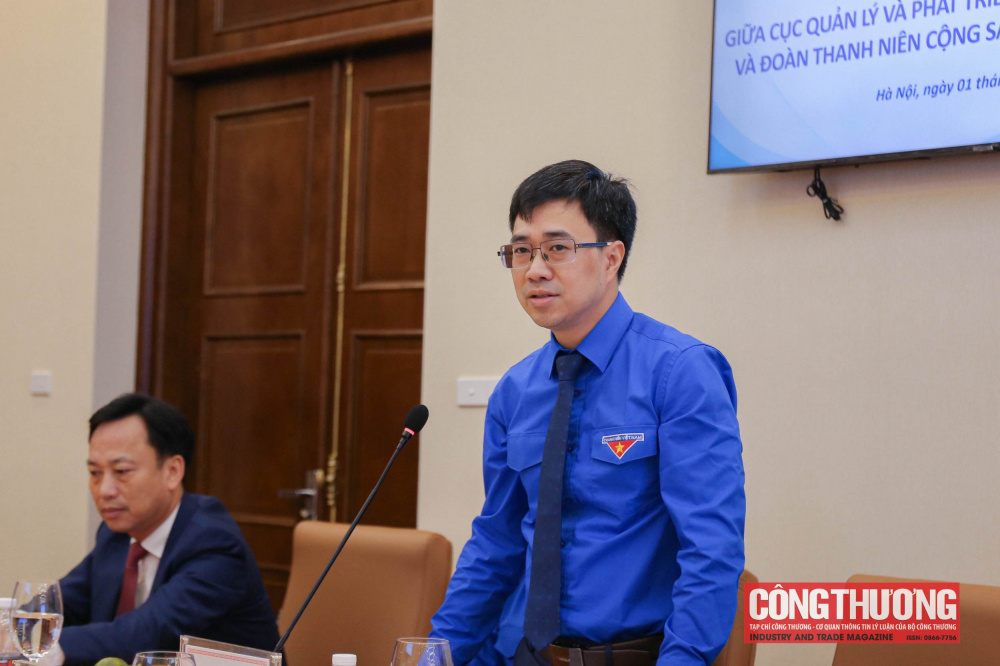  Lễ ký kết Biên bản ghi nhớ về phối hợp triển khai Chương trình “Sức sống hàng Việt”