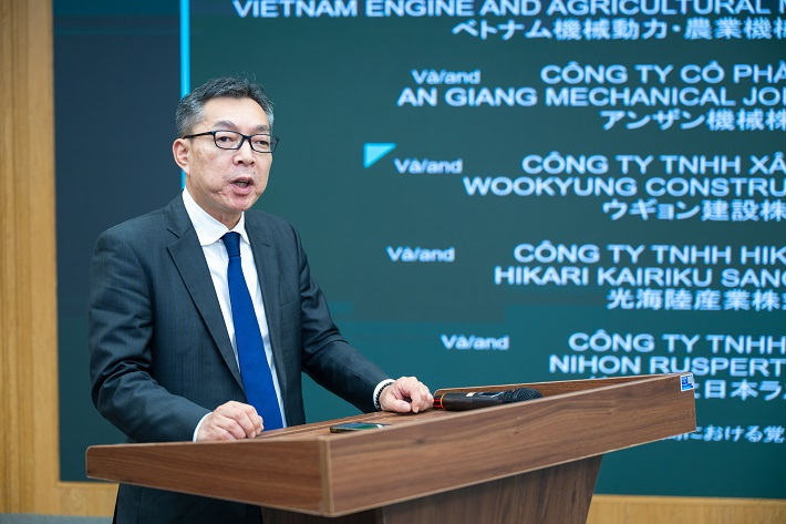 hợp tác chiến lược