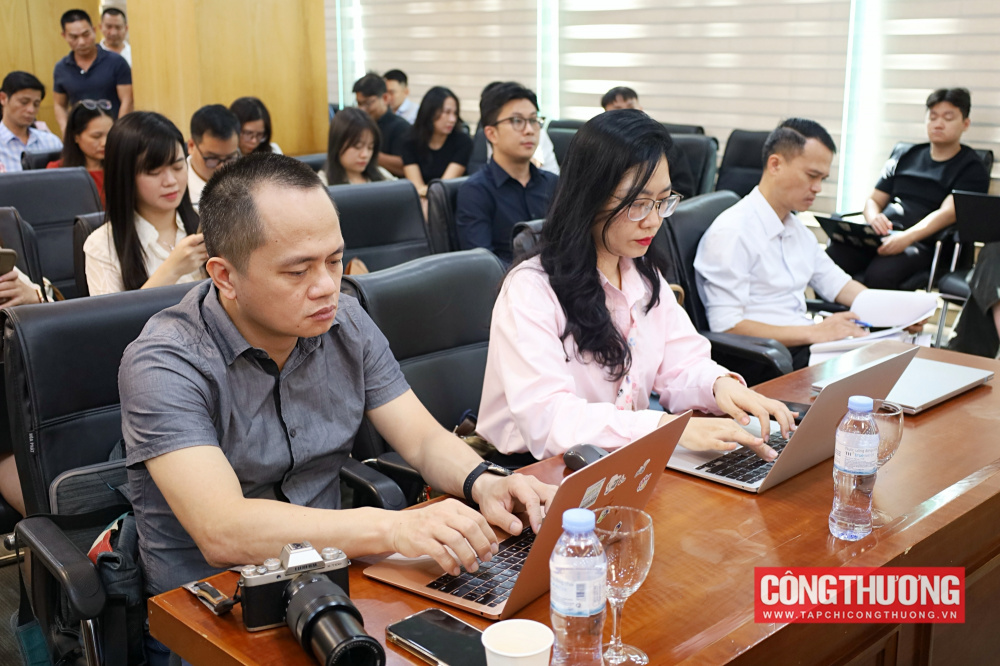 Bộ Công Thương thông tin loạt vấn đề về cung ứng điện và tái cơ cấu ngành điện