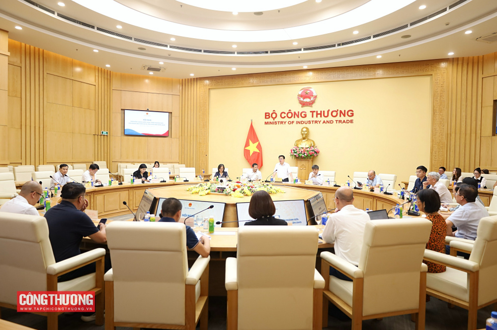Phát triển bền vững ngành sữa Việt Nam: Từ tháo gỡ điểm nghẽn chuỗi giá trị đến hiện thực hóa mục tiêu chiến lược