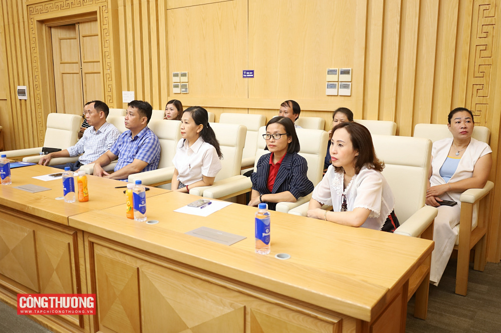 Phát triển bền vững ngành sữa Việt Nam: Từ tháo gỡ điểm nghẽn chuỗi giá trị đến hiện thực hóa mục tiêu chiến lược