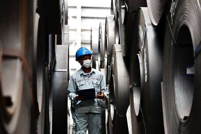 Kho thép cuộn cán nóng HRC của Hòa Phát