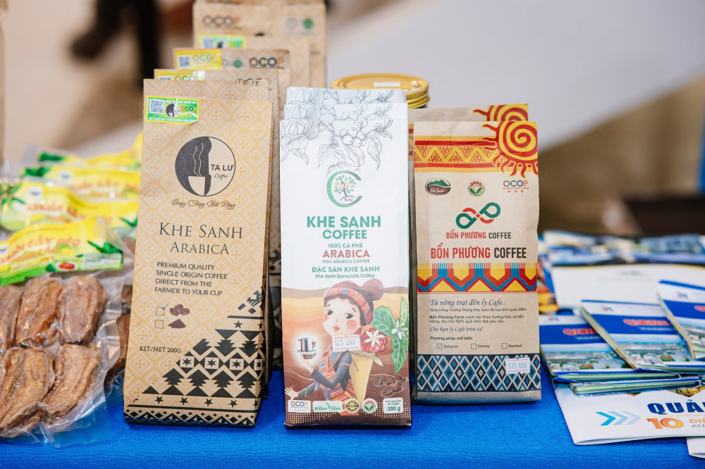 Sản phẩm cà phê Khe Sanh đưa hình ảnh phụ nữ Pa Cô - Vân Kiều vào thiết kế bao bì, góp phần quảng bá bản sắc văn hóa địa phương, một ví dụ của đo lường giá trị văn hóa kinh doanh