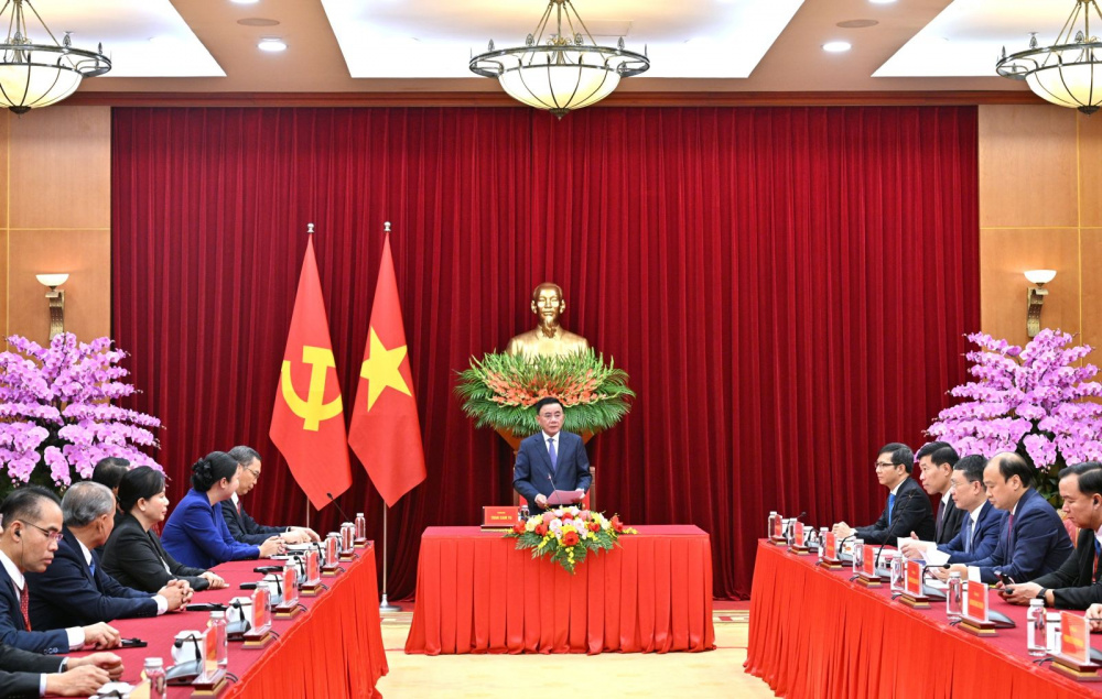 thường trực ban bí thư