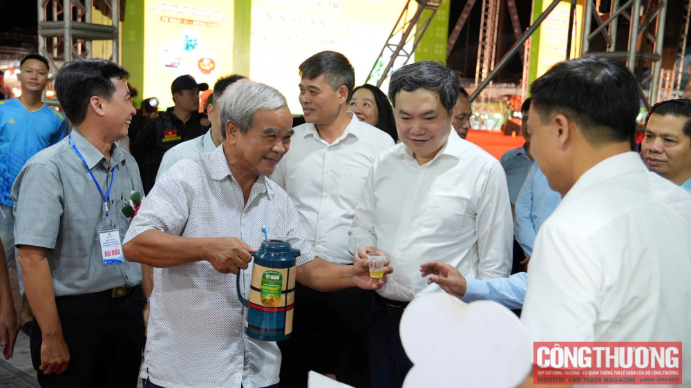 sản phẩm công nghiệp nông thôn