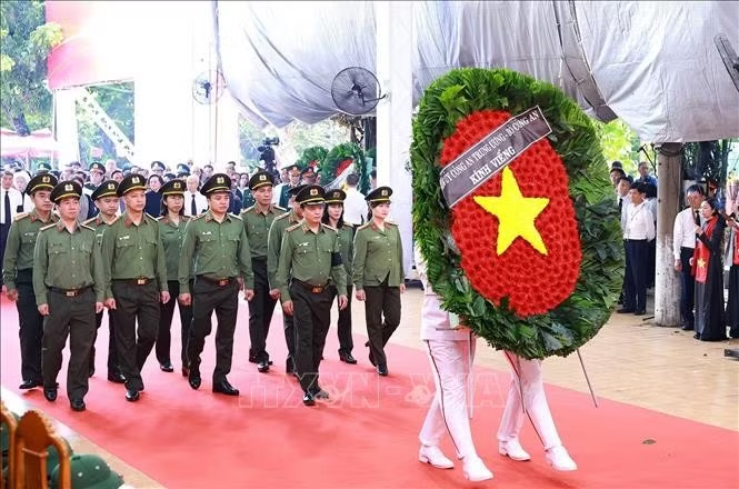 truy điệu liệt sĩ 12
