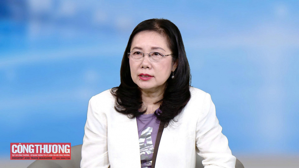 bà Đỗ Thị Thúy Hương, Phó Chủ tịch kiêm Tổng Thư ký Hiệp hội Doanh nghiệp điện tử Việt Nam