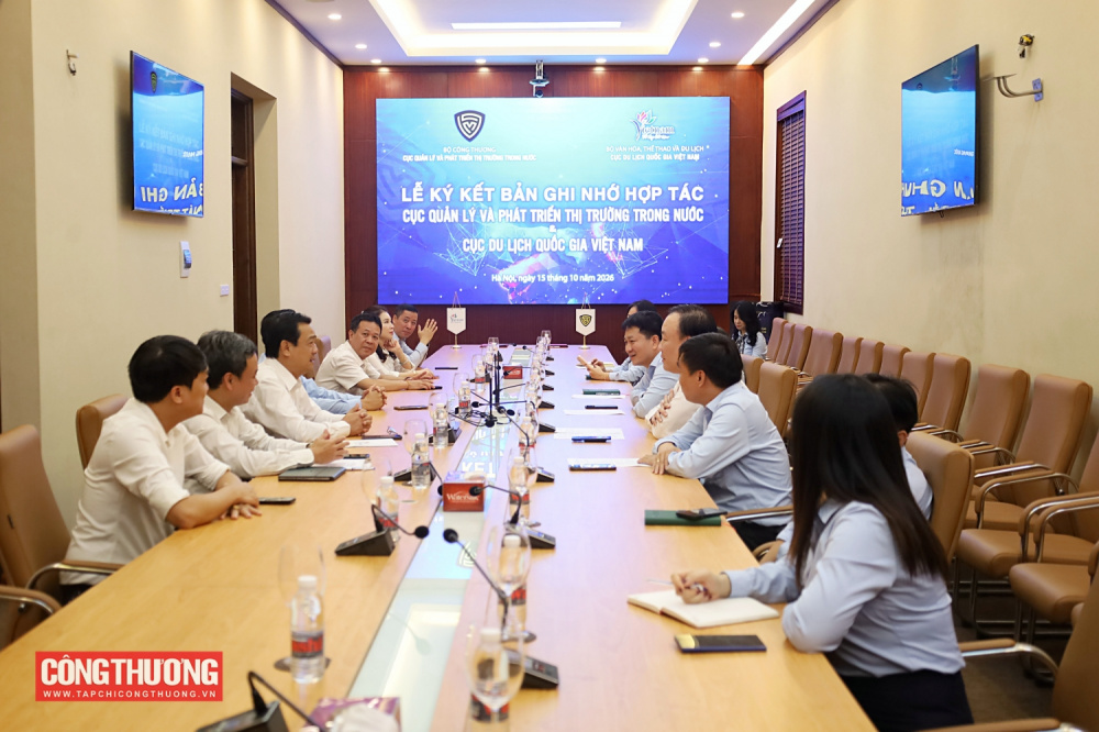 Lễ ký kết Bản ghi nhớ hợp tác giữa Cục Quản lý và Phát triển thị trường trong nước (Bộ Công Thương) và Cục Du lịch Quốc gia Việt Nam (Bộ Văn hóa, Thể thao và Du lịch) giai đoạn 2026-2030