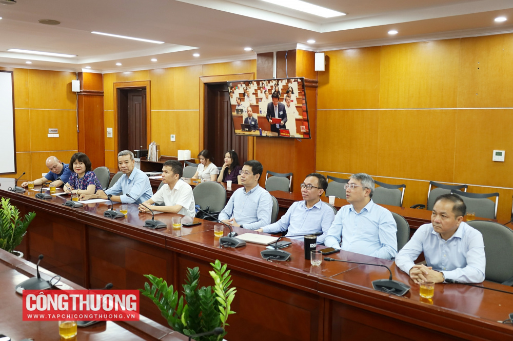 Đảng bộ Bộ Công Thương học tập, quán triệt Nghị quyết Hội nghị Trung ương 4 khóa XIV