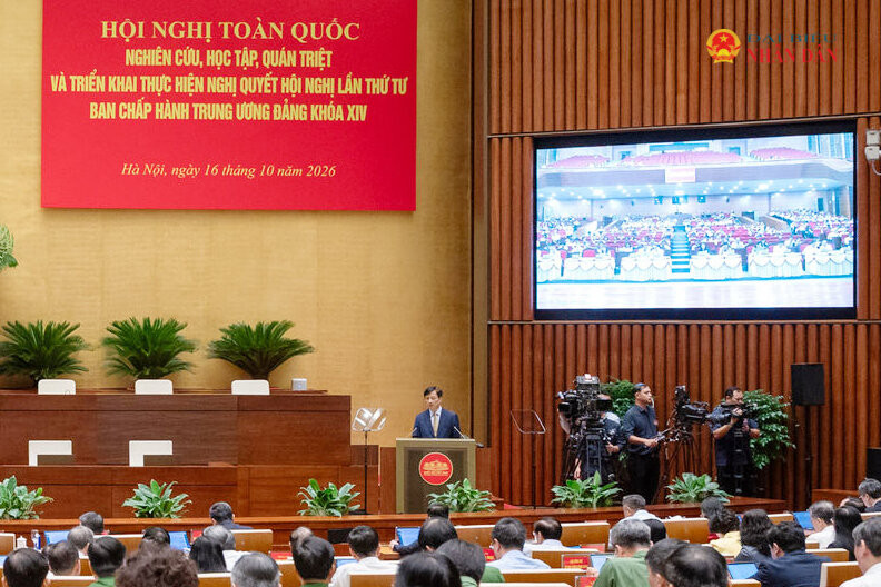công tác cán bộ