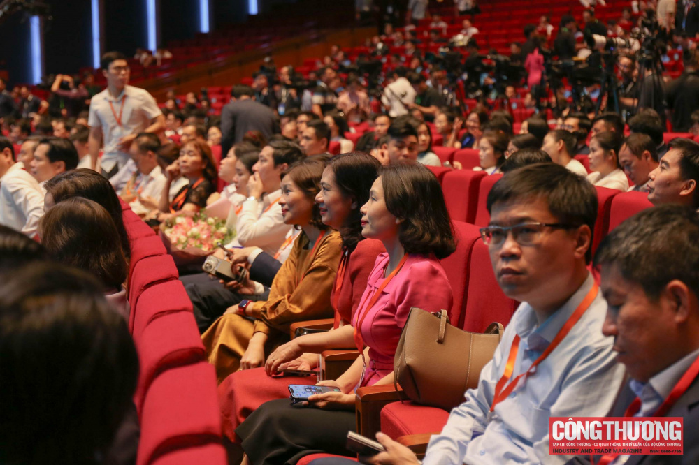 Thủ tướng Lê Minh Hưng: Doanh nghiệp thương hiệu Việt Nam phải trở thành lợi thế cạnh tranh chiến lược