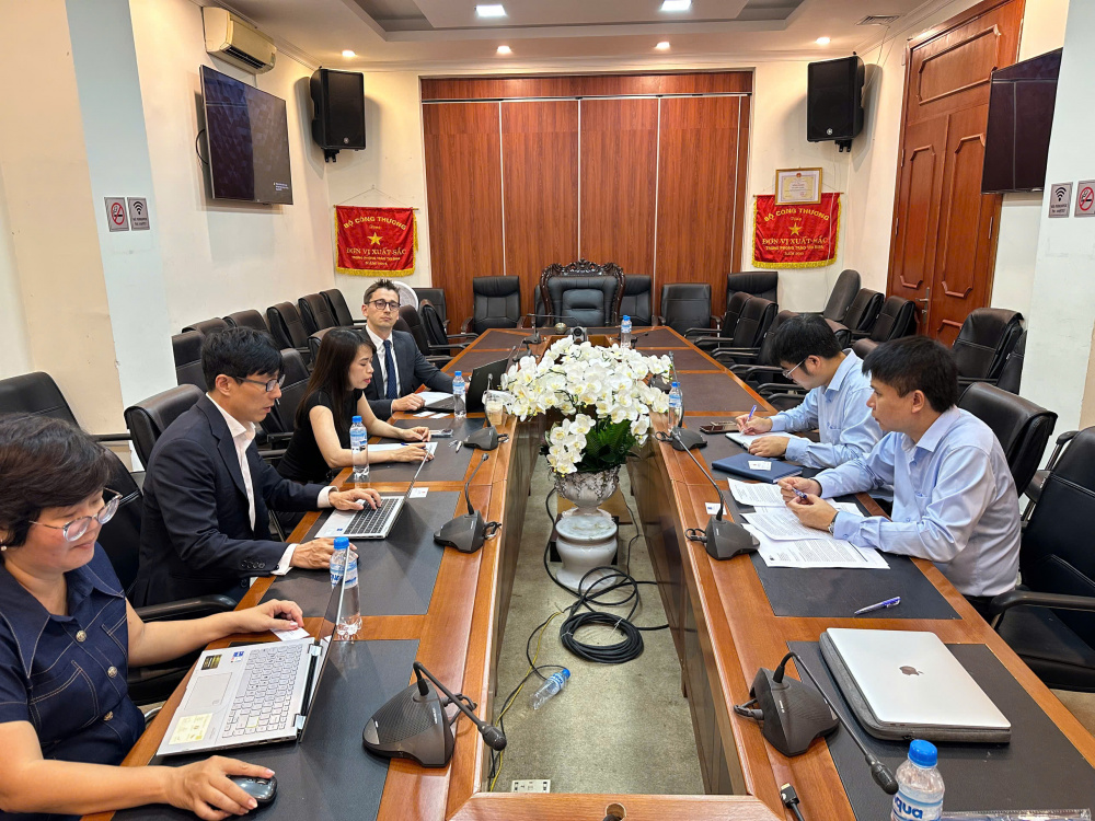 Cục Công nghiệp làm việc với đoàn chuyên gia EU