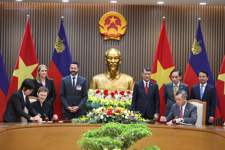 kí kết
