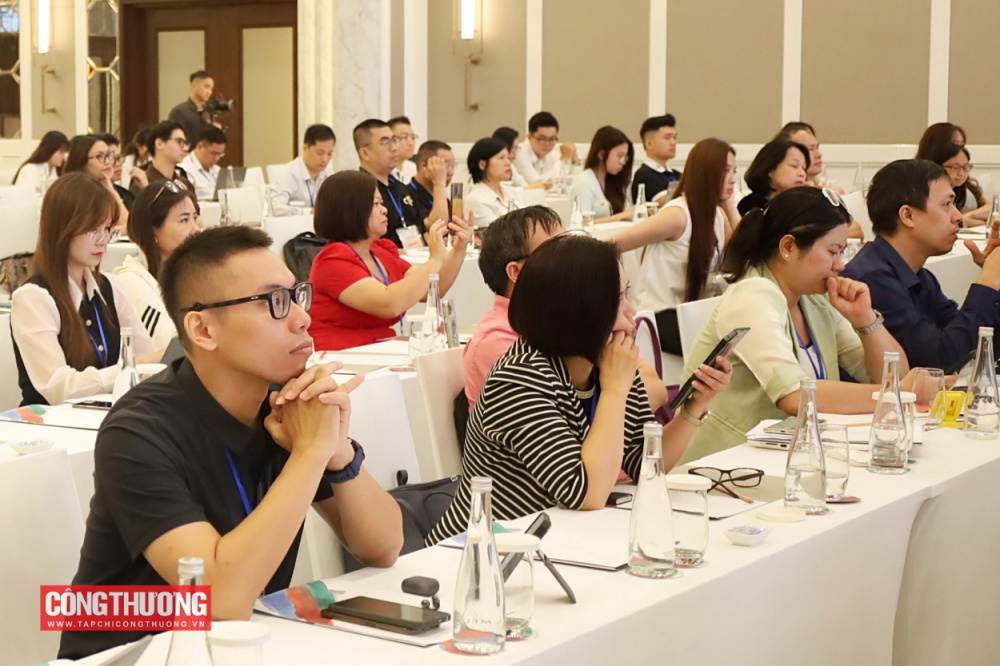 VECOM và Amazon khởi động chương trình “Doanh nhân trẻ vươn ra thị trường quốc tế qua thương mại điện tử”