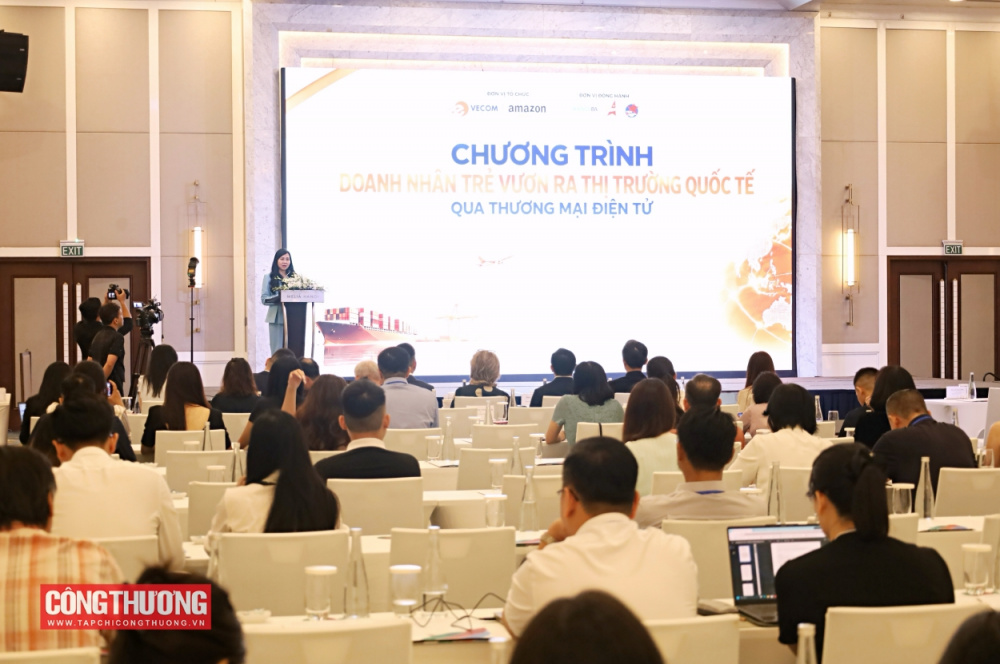 chương trình “Doanh nhân trẻ vươn ra thị trường quốc tế qua thương mại điện tử”
