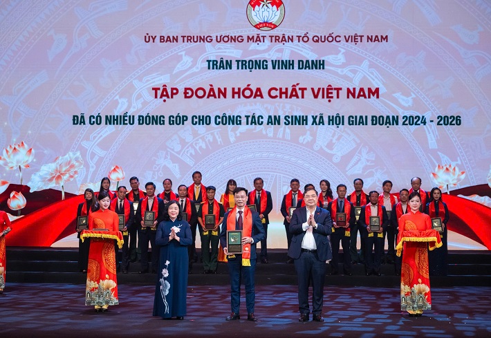 vinh danh 2