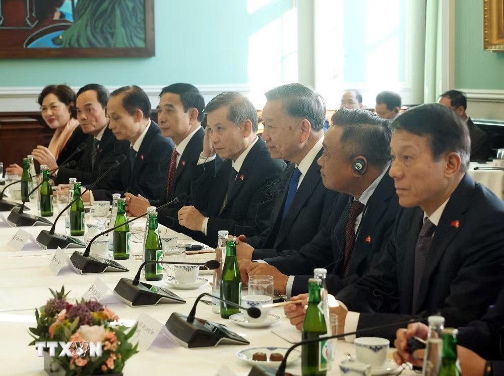 đoàn việt nam