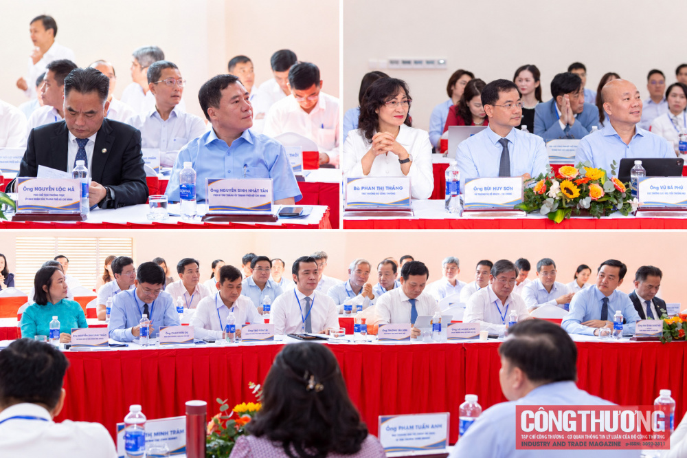 Đại biểu tham dự Hội nghị