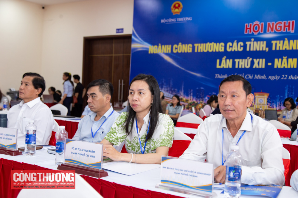 Đại biểu tham dự Hội nghị