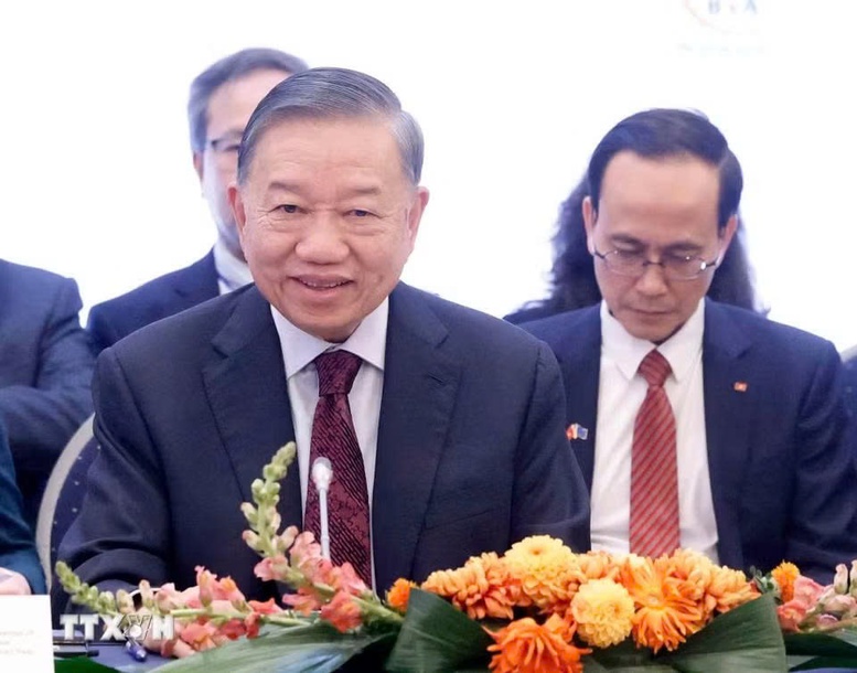 Tổng Bí thư, Chủ tịch nước Tô Lâm dự tọa đàm cấp cao với lãnh đạo doanh nghiệp tiêu biểu châu Âu và Bỉ- Ảnh 3.