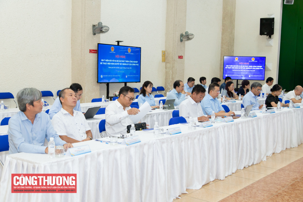 Đại biểu tham dự Hội nghị