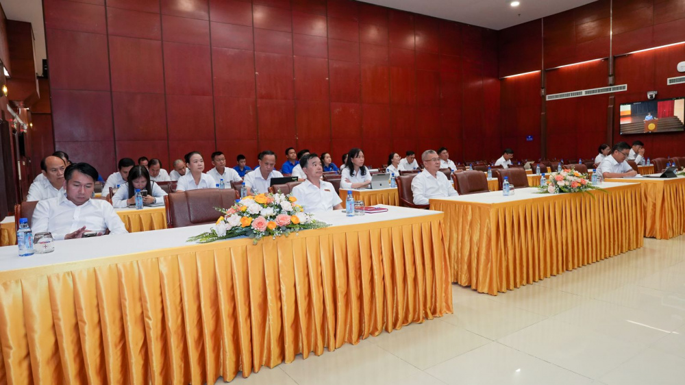 EVNHCMC quán triệt, triển khai Nghị quyết Trung ương 4 khóa XIV