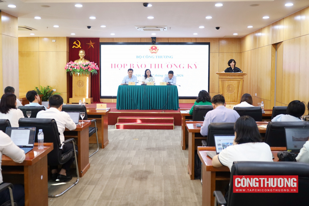 Siết chặt khung pháp lý đối với hoạt động livestream bán thuốc và thực phẩm chức năng